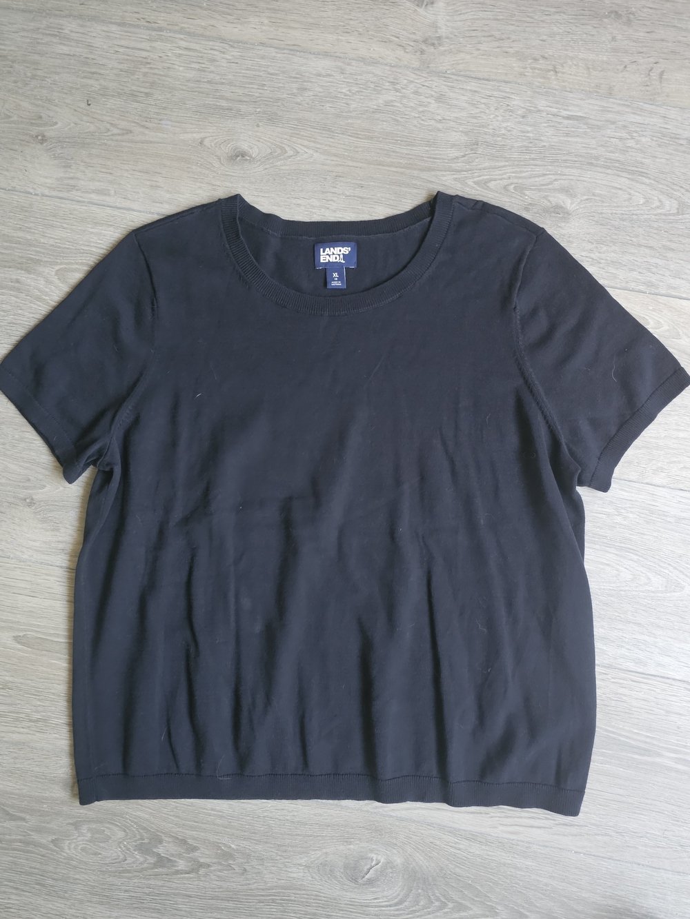 Lands' End NWOT Women's Black Short-Sleeve Crew Knit Sweater
